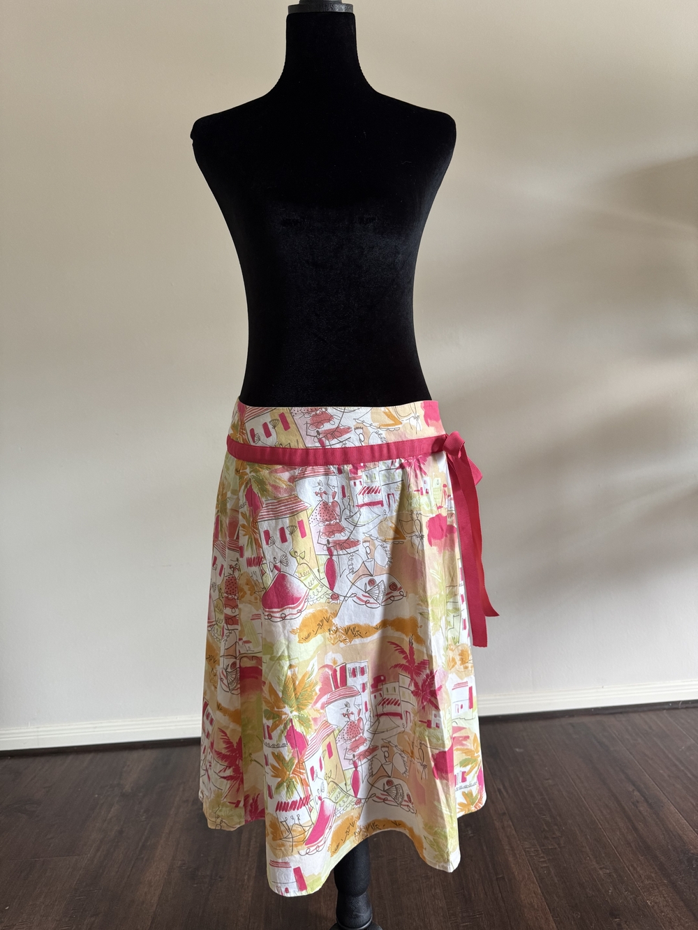 Love SENSE Bright Pink-Trim Tropical Print  Skirt